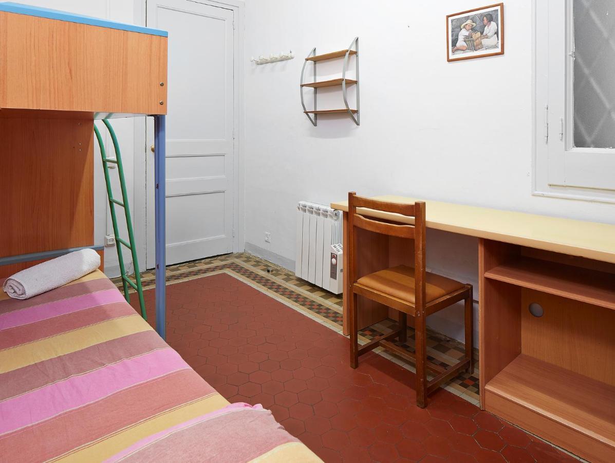 B&B Estudiantes Balmes Barcelona Eksteriør bilde